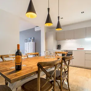Rent Top Rambla Catalunya Daire